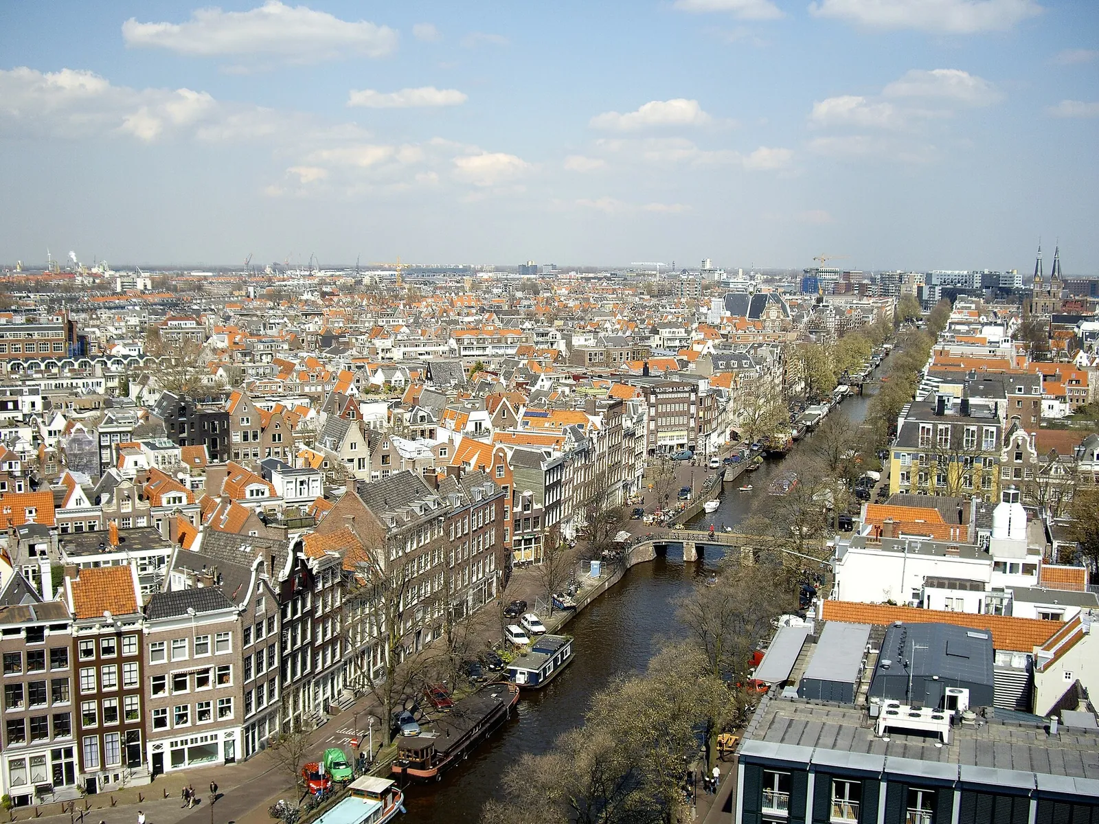 Von Flughafen Amsterdam Schiphol nach Amsterdam im privaten Reisebus