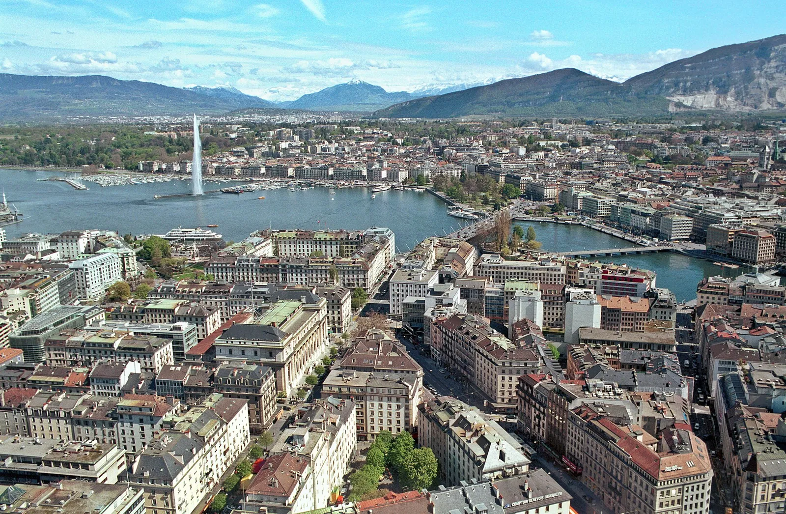 Von Lyon nach Genf im privaten Reisebus