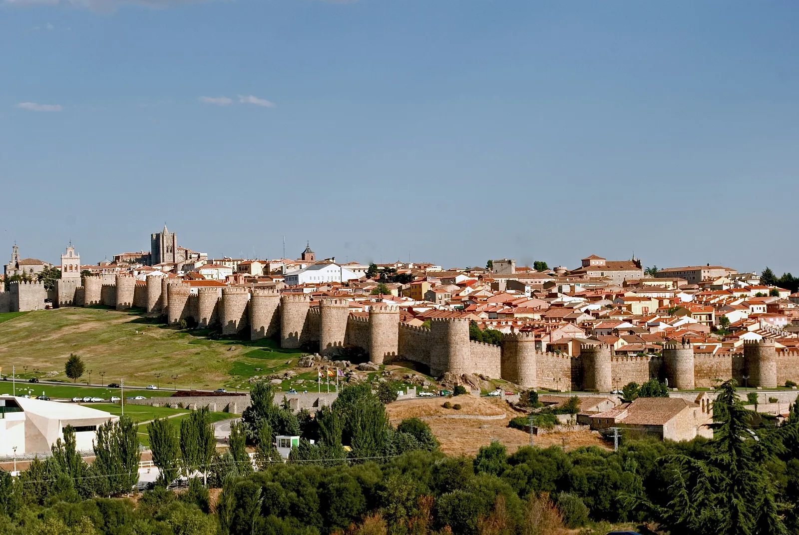 Per privé-touringcar van Madrid naar Ávila