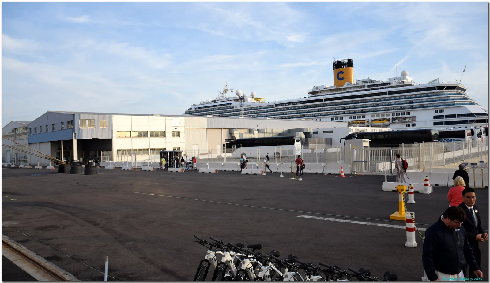 Von Kreuzfahrthafen Marseille nach Aix-en-Provence im privaten Reisebus