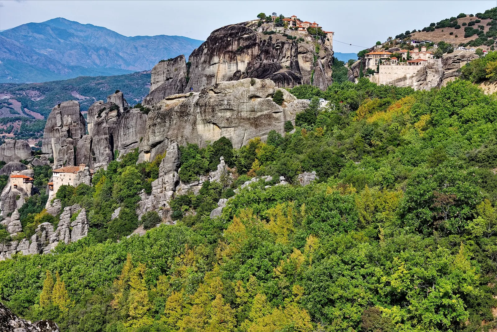 Athena ke Meteora dengan bus pribadi