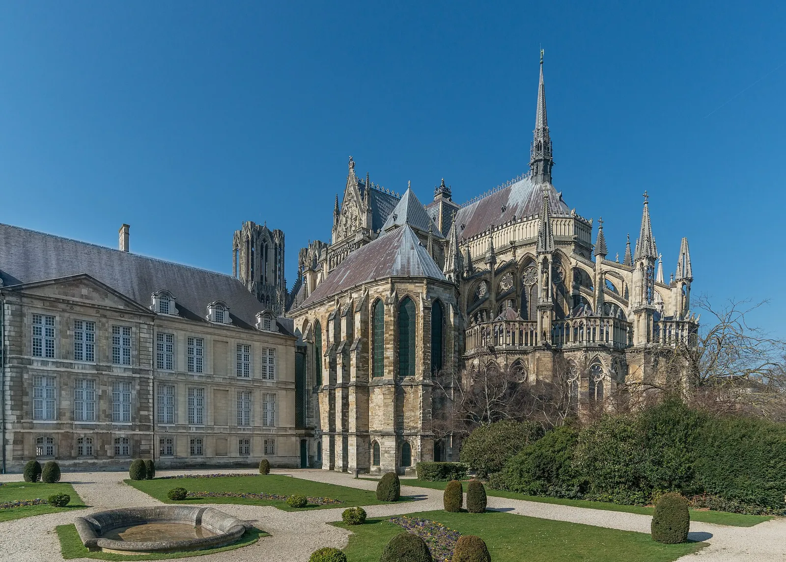 De Paris à Reims en autocar privé